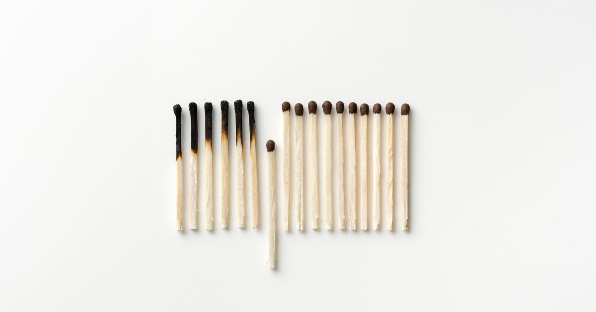 matches row top view burned unburned matches